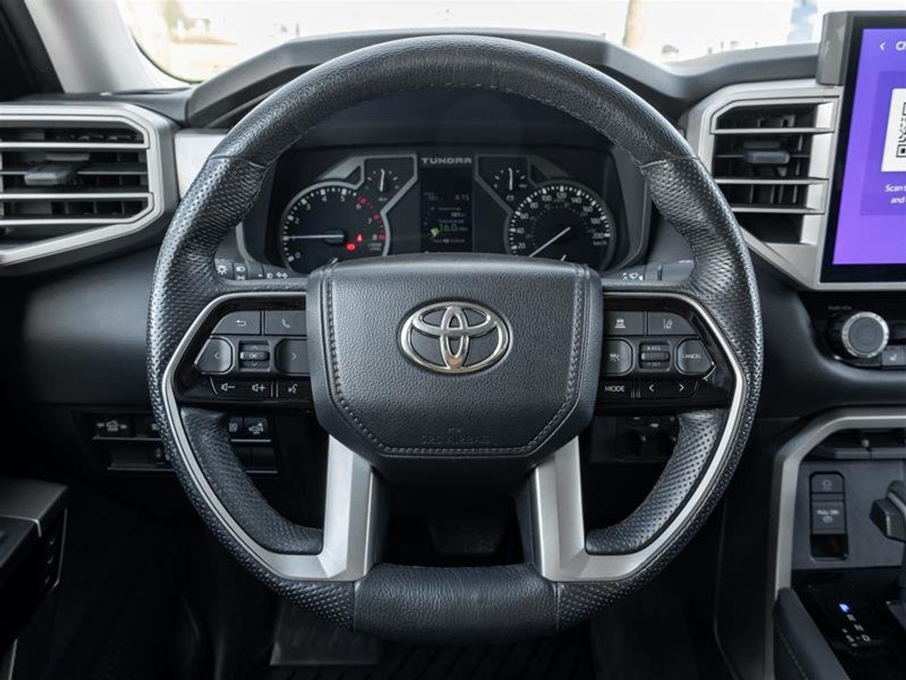 2023 Toyota Tundra 4X4 CrewMax Limited L Heated and Vented Seats| Pano Sunroof| Backup Camera| Memory Seat| Limited Photo