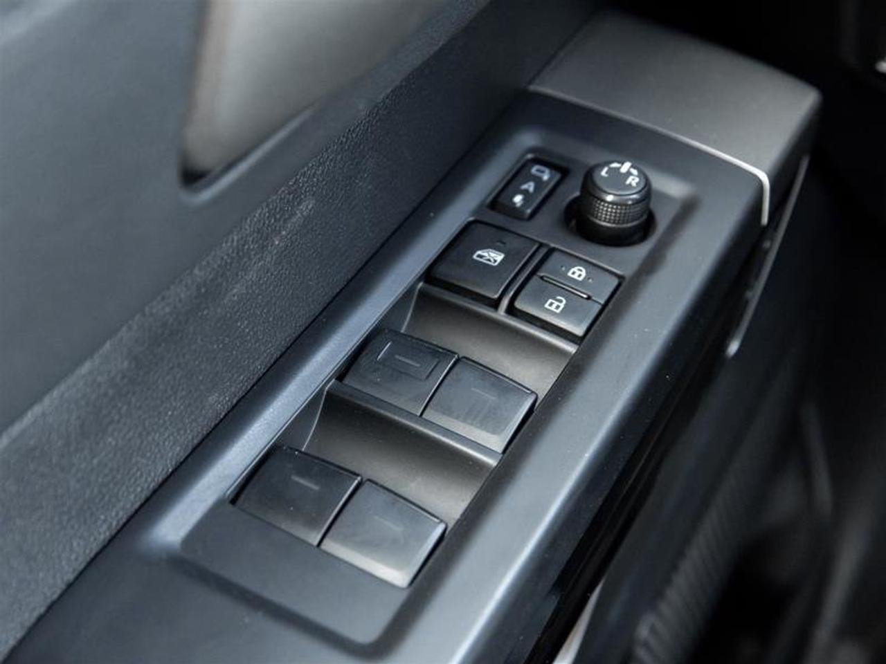 2023 Toyota Tundra 4X4 CrewMax Limited L Heated and Vented Seats| Pano Sunroof| Backup Camera| Memory Seat| Limited Photo