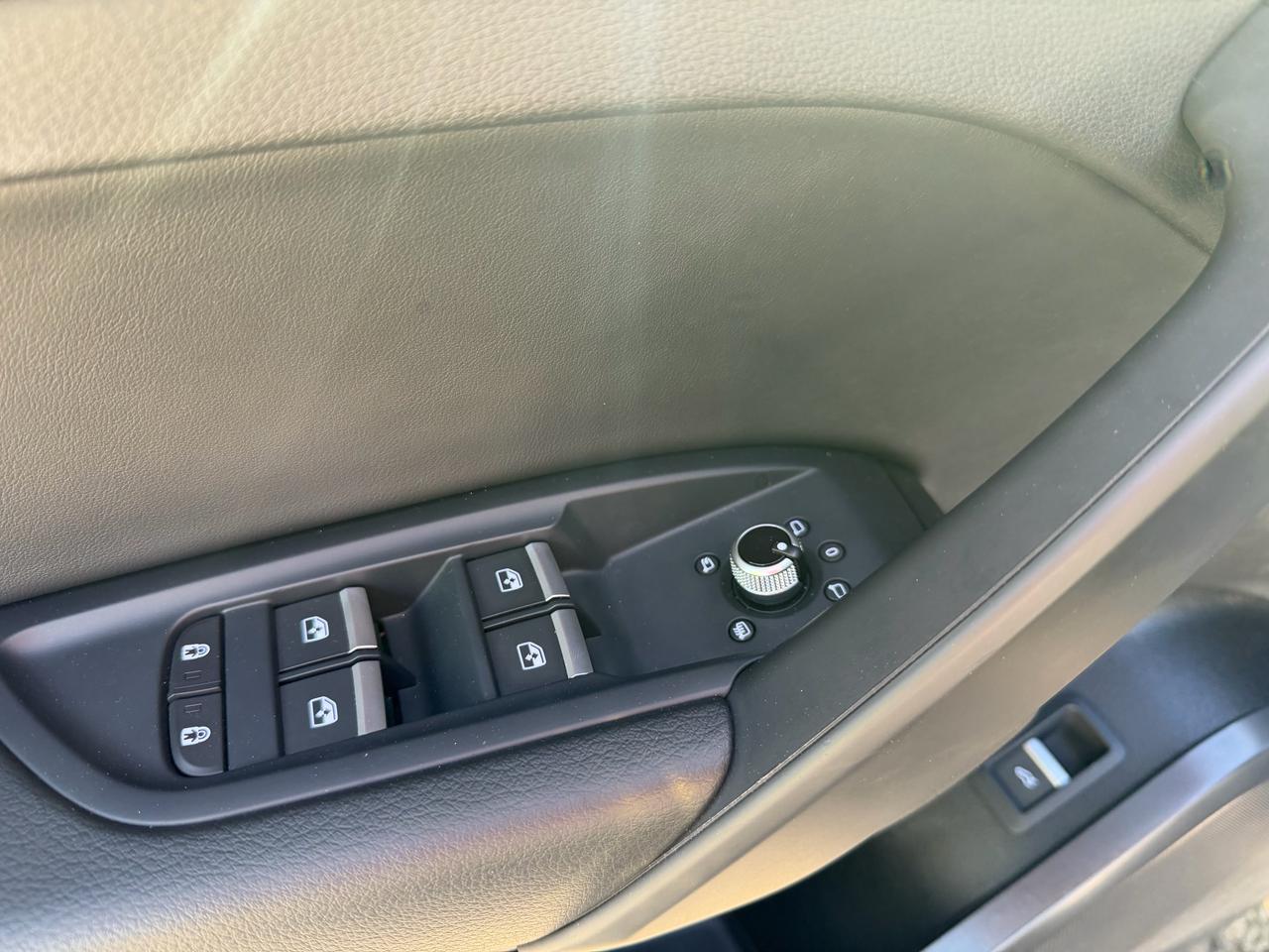2021 Audi Q5 PROGRESSIV - AWD, LEATHER SEATS, HEATED STR WHEEL! - Photo #20