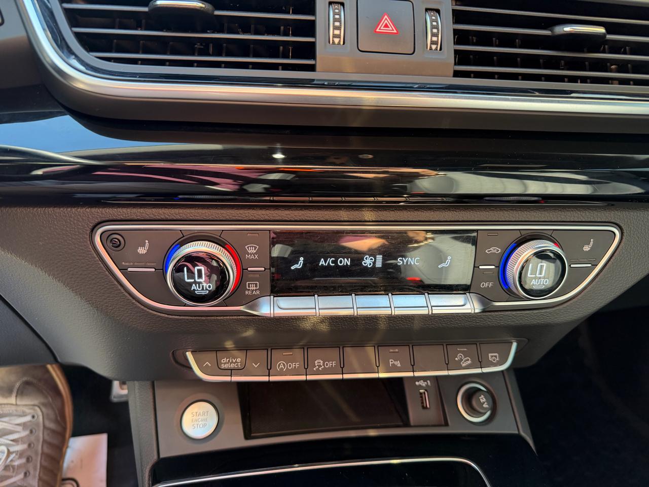 2021 Audi Q5 PROGRESSIV - AWD, LEATHER SEATS, HEATED STR WHEEL! - Photo #38