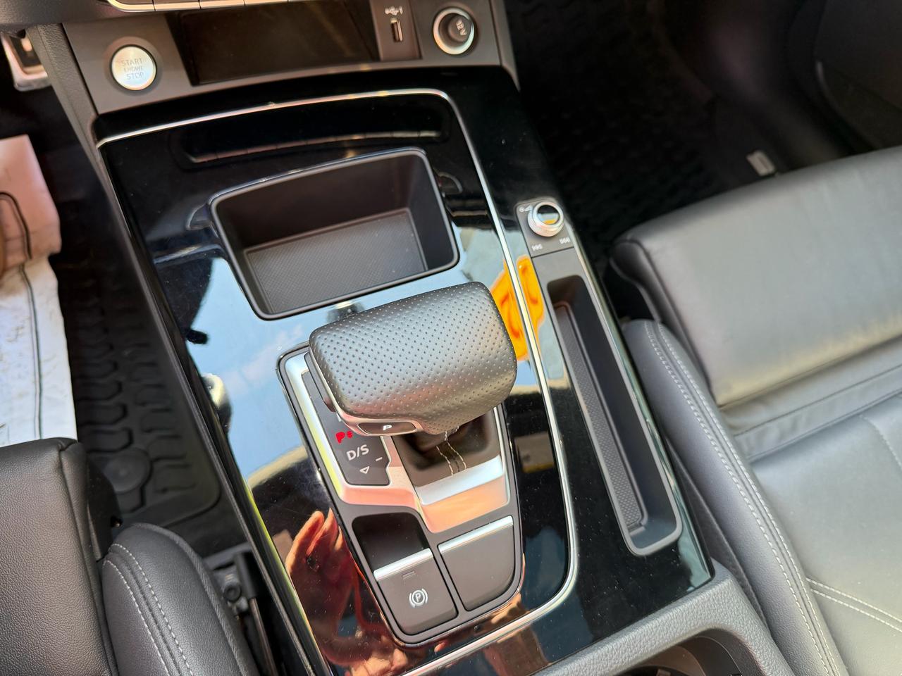 2021 Audi Q5 PROGRESSIV - AWD, LEATHER SEATS, HEATED STR WHEEL! - Photo #41