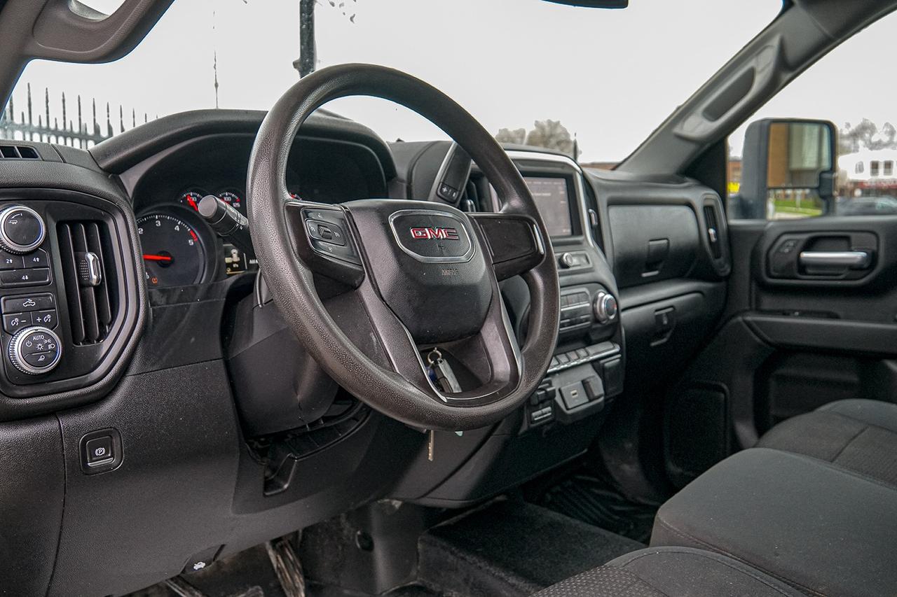 2020 GMC Sierra 3500 4WD Crew Cab 172 | 6 PASS | CAM | BLUETOOTH | Photo
