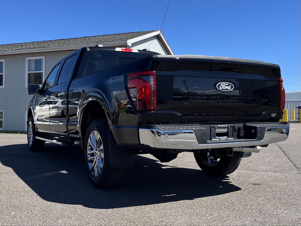 2026 Ford F-150 XLT 4WD SuperCrew 6.5' Box Photo4