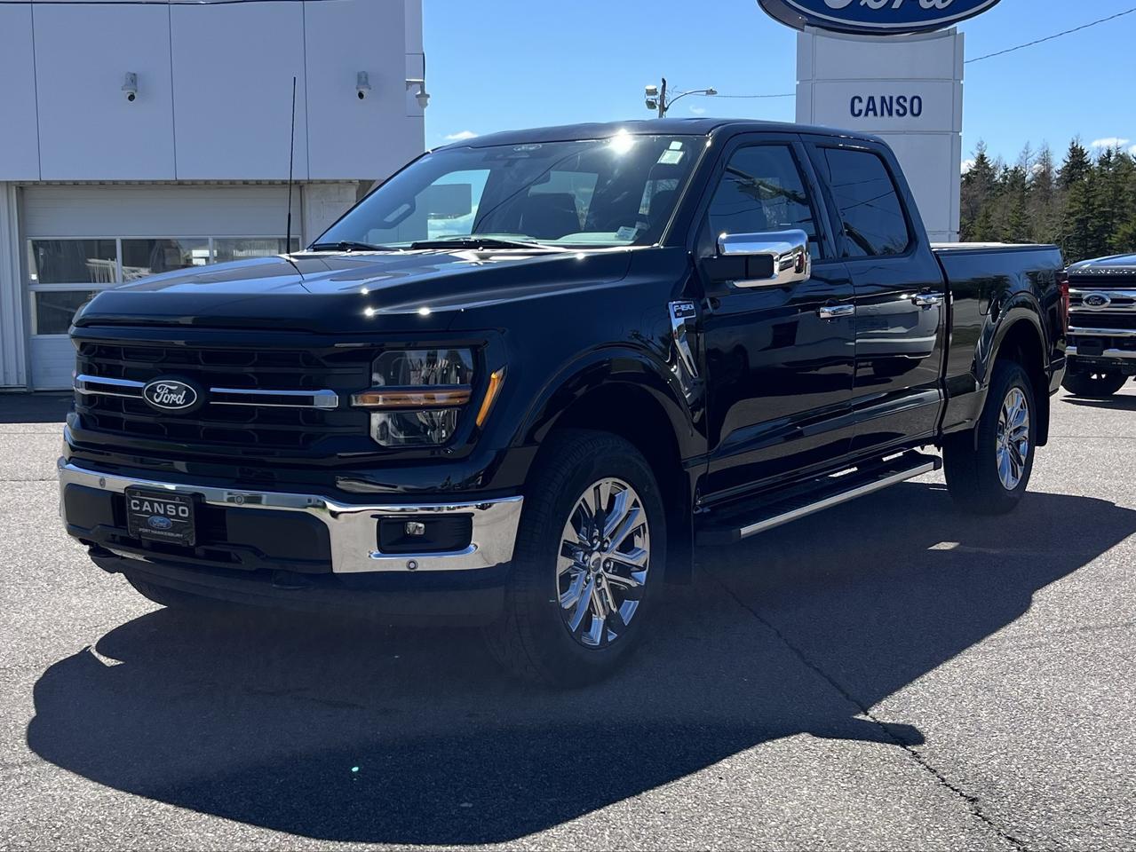 2026 Ford F-150 XLT 4WD SuperCrew 6.5' Box Photo2
