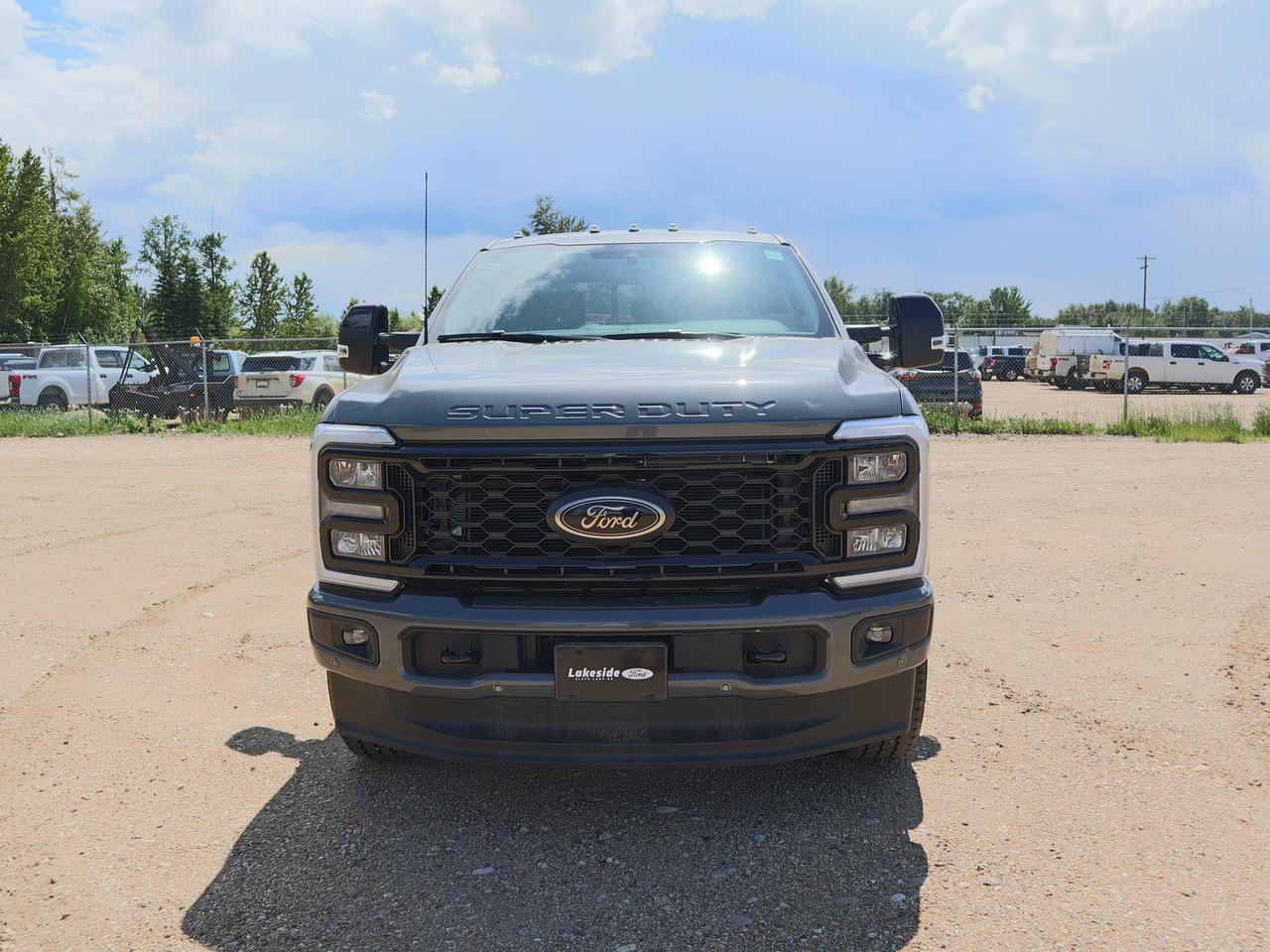 2026 Ford F-350 Super Duty SRW Lariat Photo1