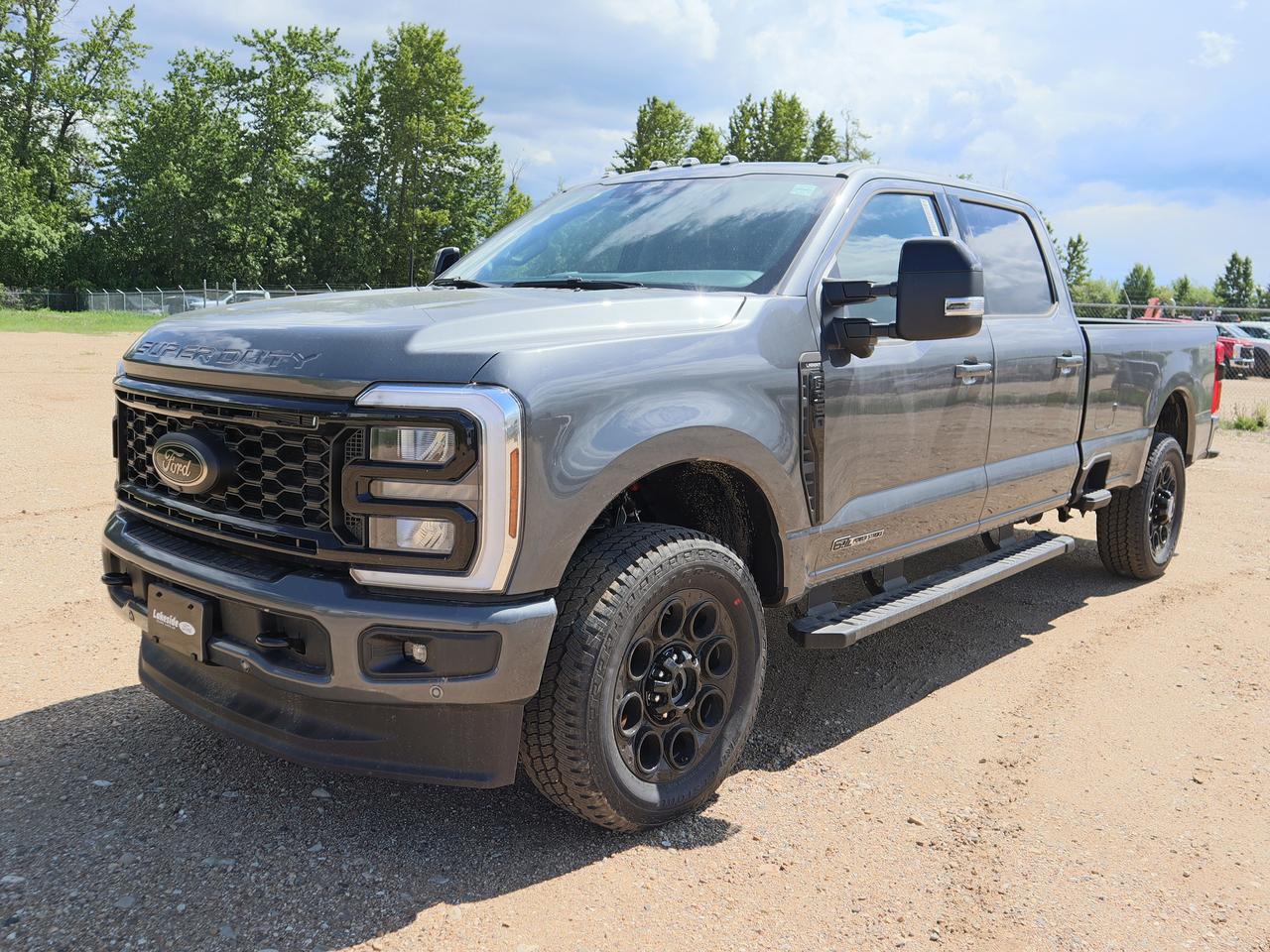 2026 Ford F-350 Super Duty SRW Lariat Photo0