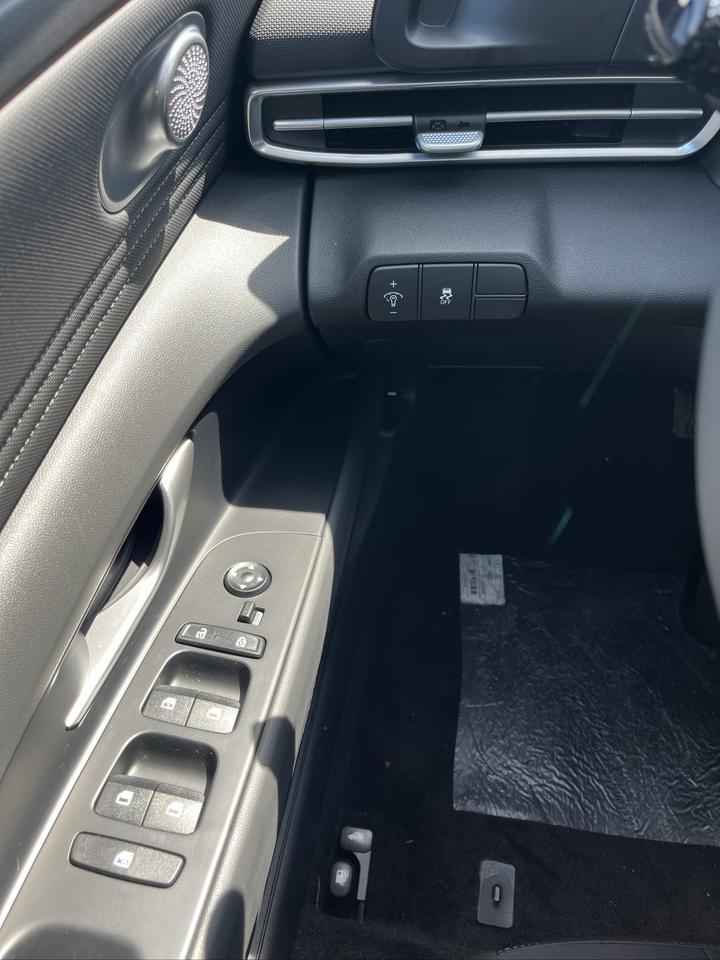 2026 Hyundai Elantra Preferred Photo