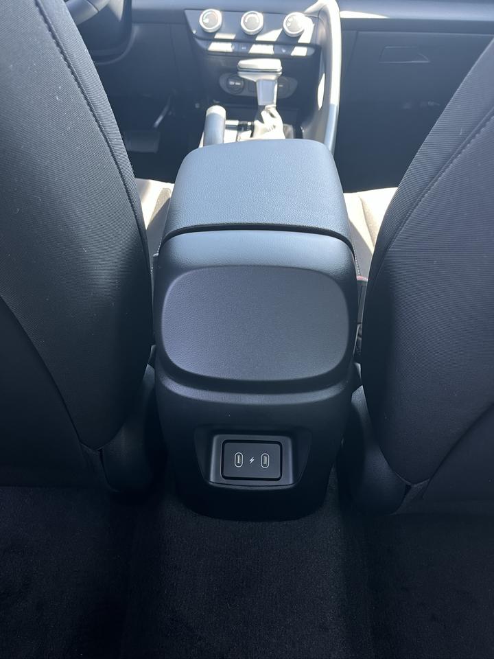 2026 Hyundai Elantra Preferred Photo