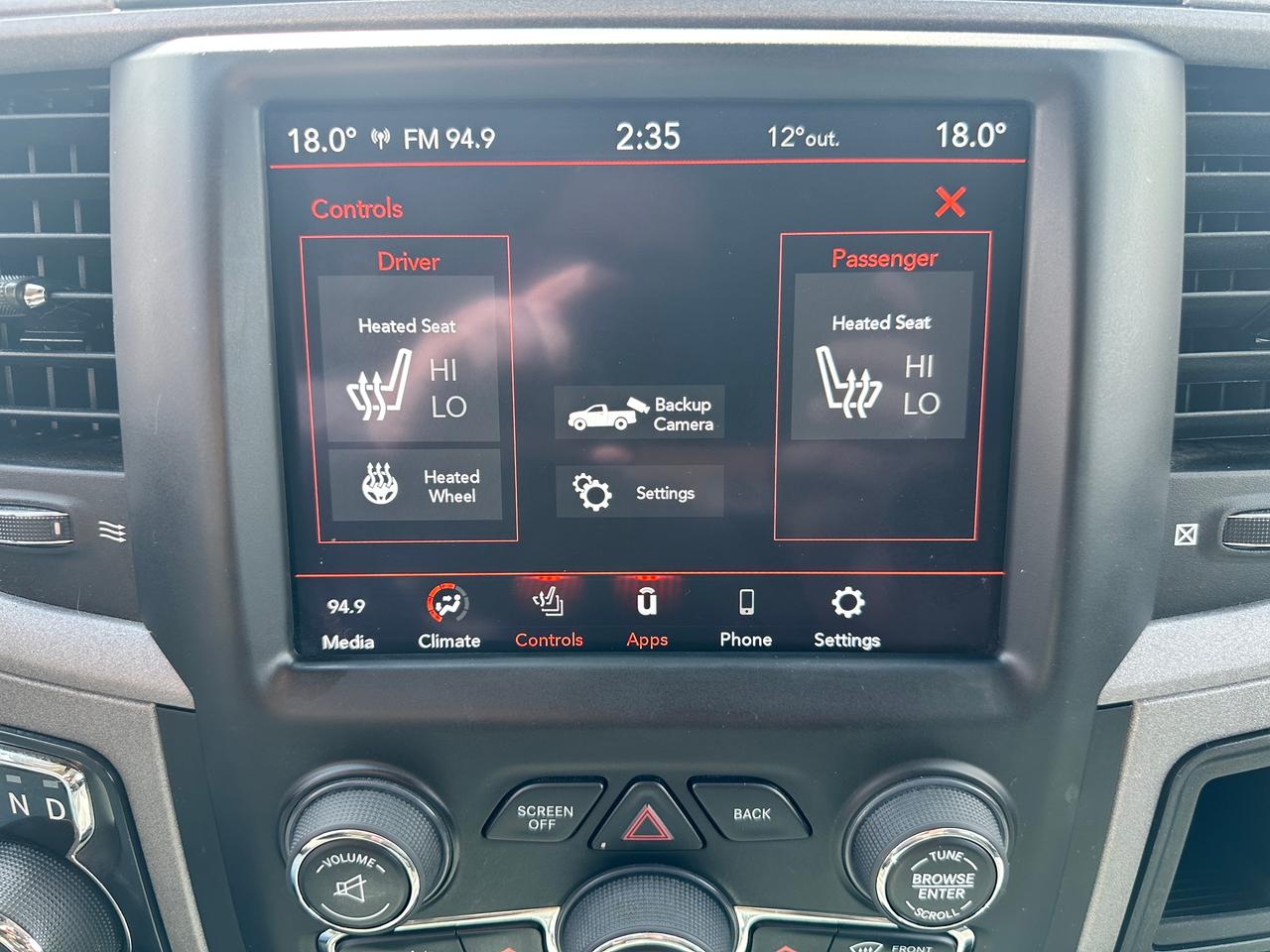 2020 RAM 1500 Classic Express4x4Crew HEMI HTD-Cloth CarPlay RvCam Remote Photo
