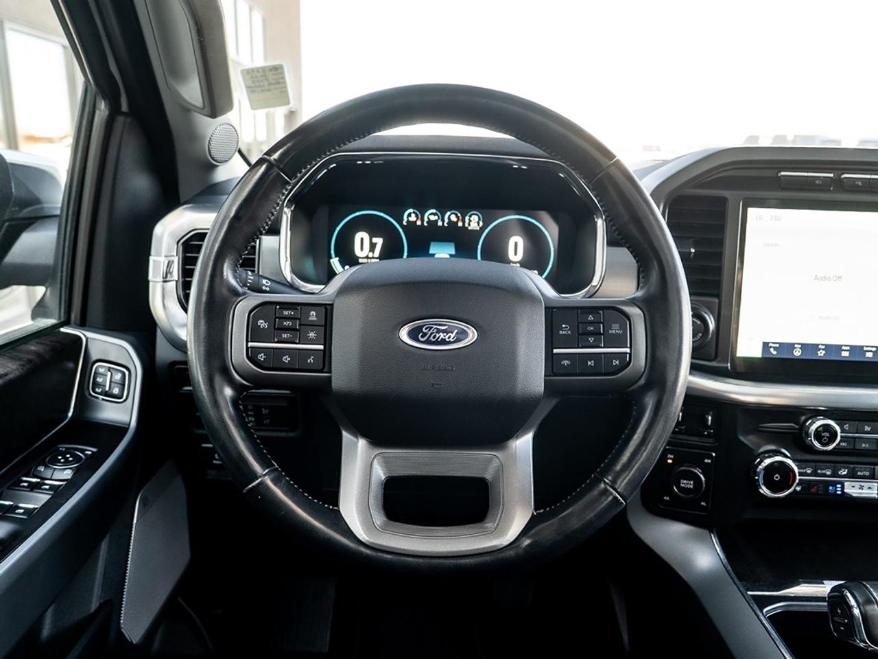 2022 Ford F-150 Lariat Photo11