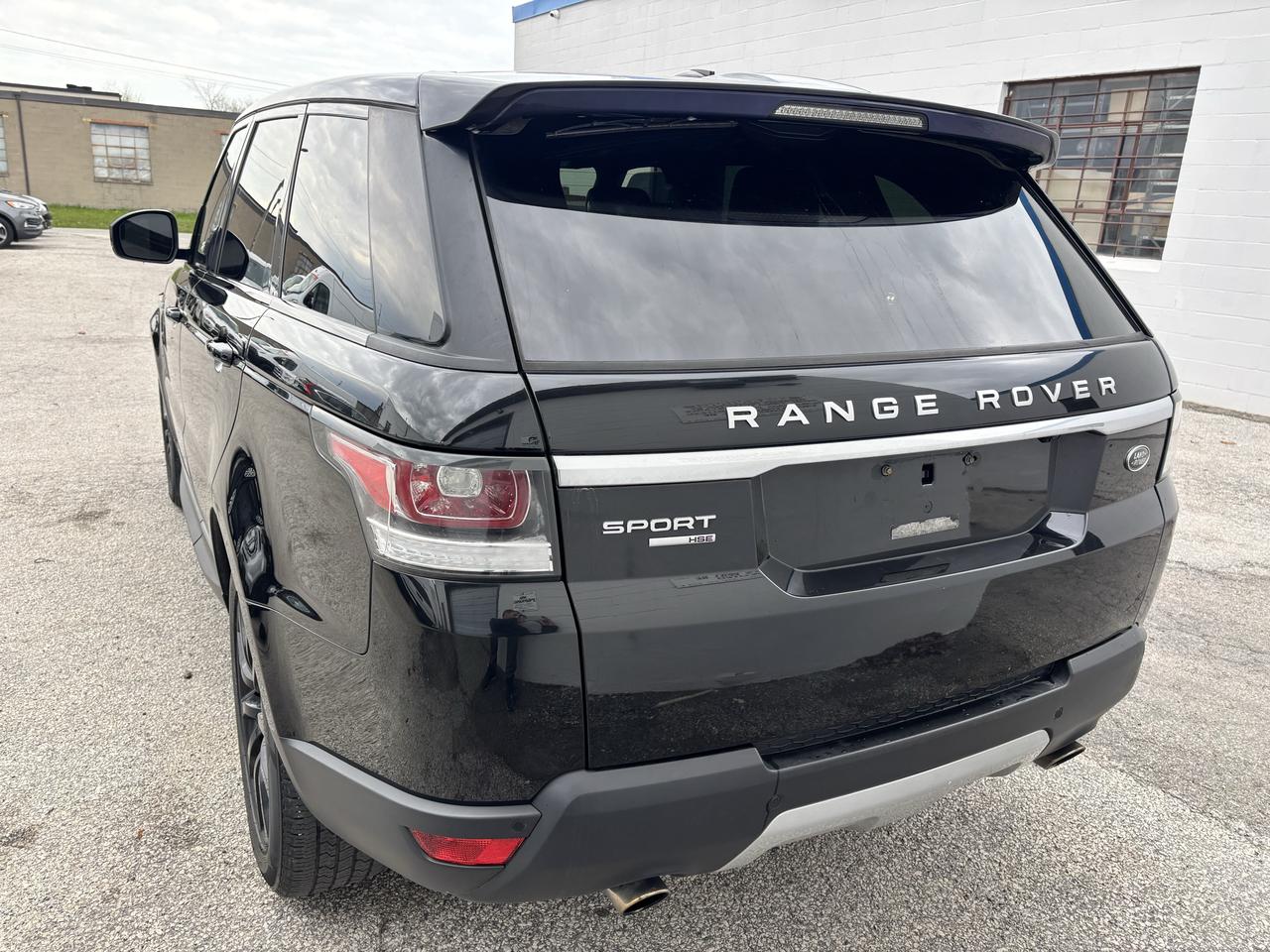 2015 Land Rover Range Rover Sport V6 HSE - Photo #7