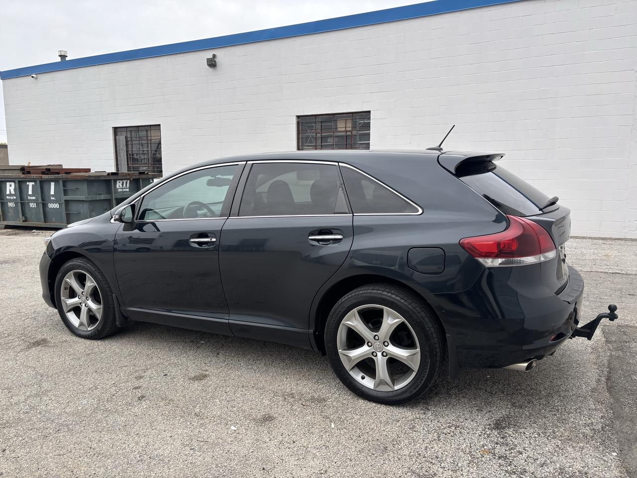 2013 Toyota Venza AWD/V6 Photo