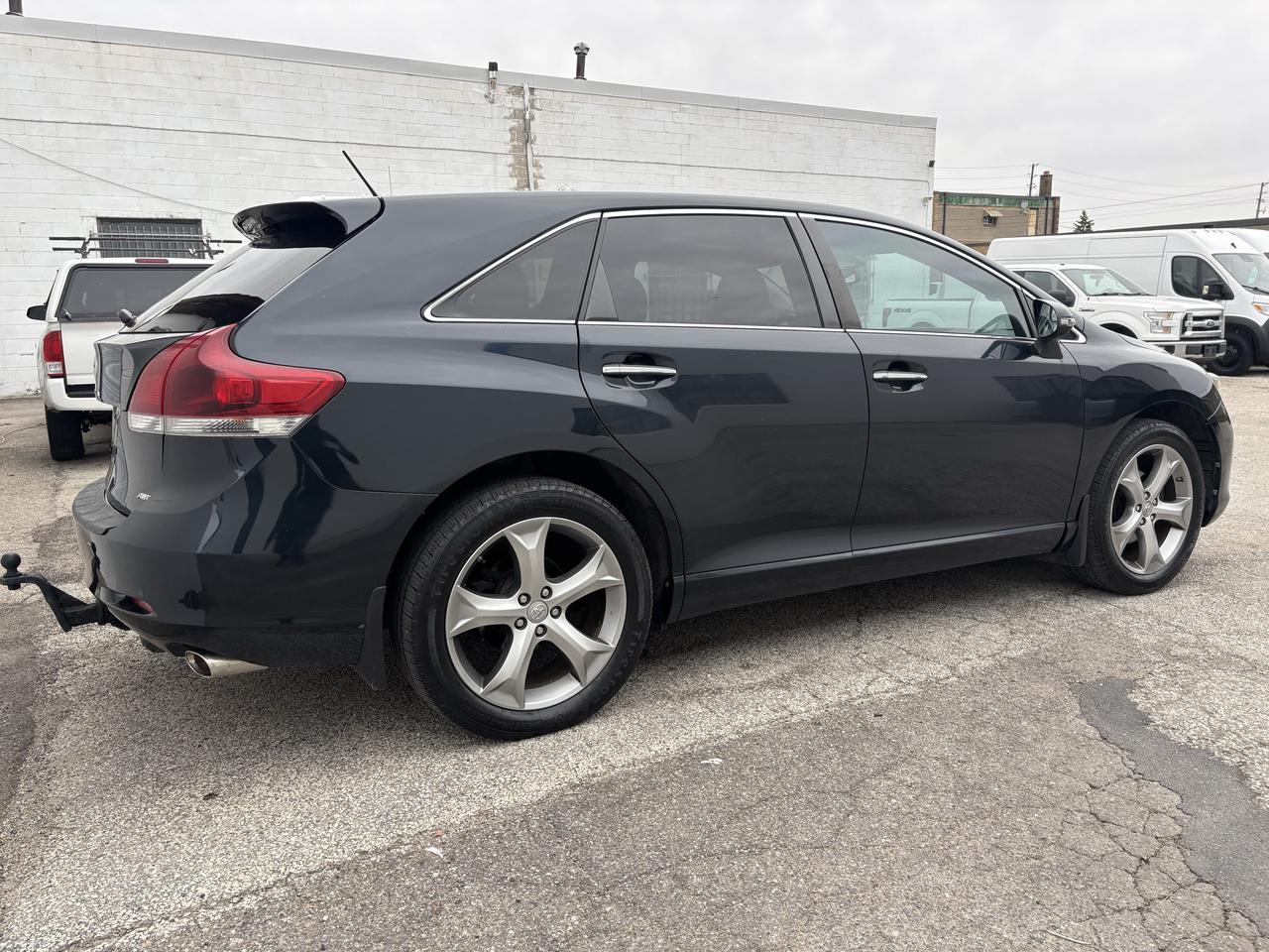 2013 Toyota Venza AWD/V6 - Photo #6