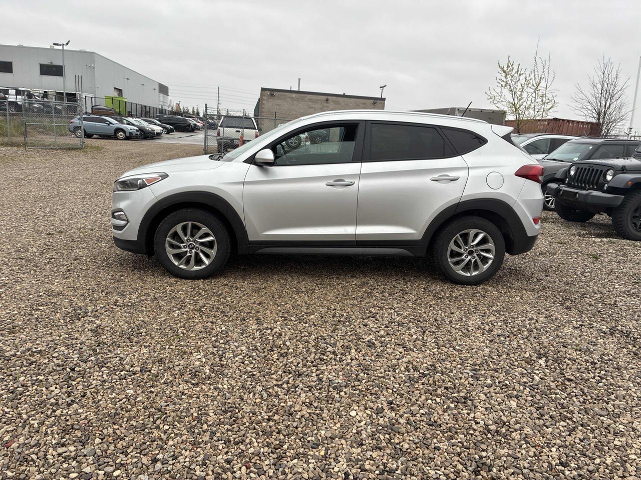 2016 Hyundai Tucson Premium | AWD | Cam | BSM | Alloys | Tinted & More Photo21