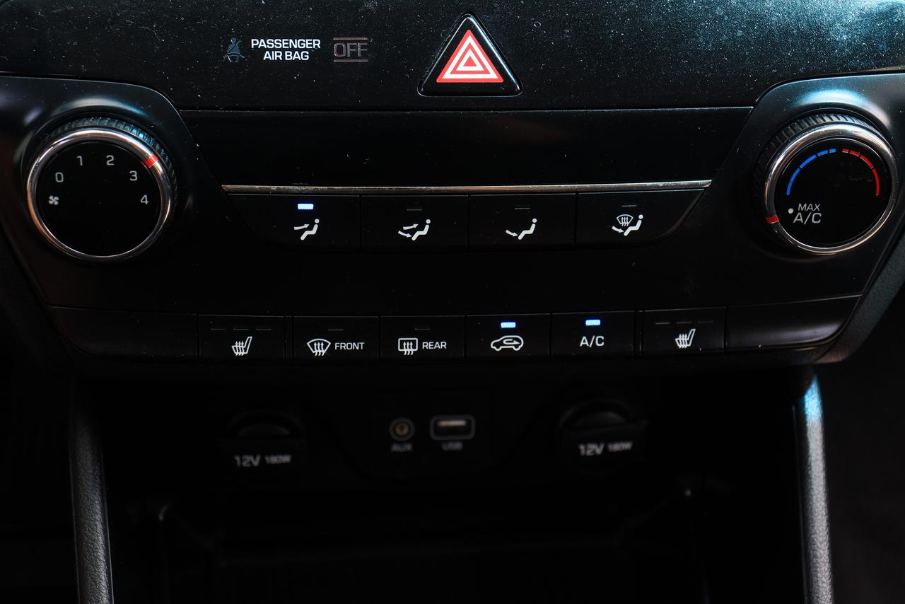2016 Hyundai Tucson Premium | AWD | Cam | BSM | Alloys | Tinted & More Photo25