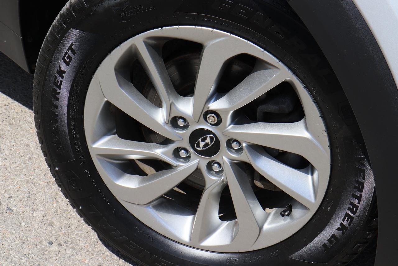 2016 Hyundai Tucson Premium | AWD | Cam | BSM | Alloys | Tinted & More Photo50