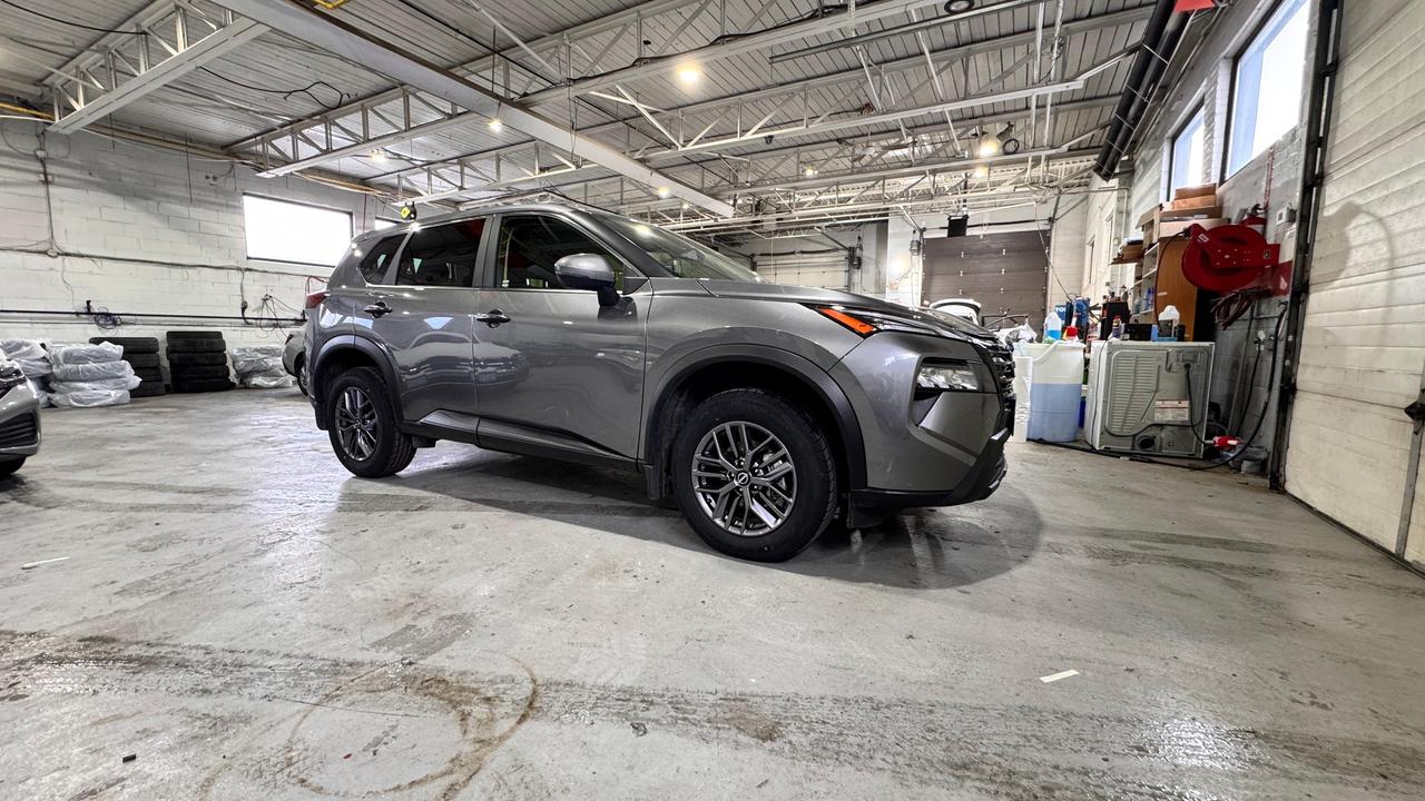 2025 Nissan Rogue S Photo