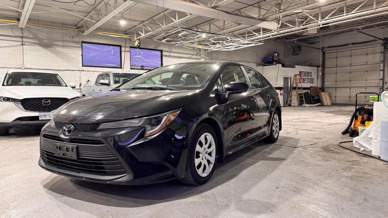 2023 Toyota Corolla LE Photo