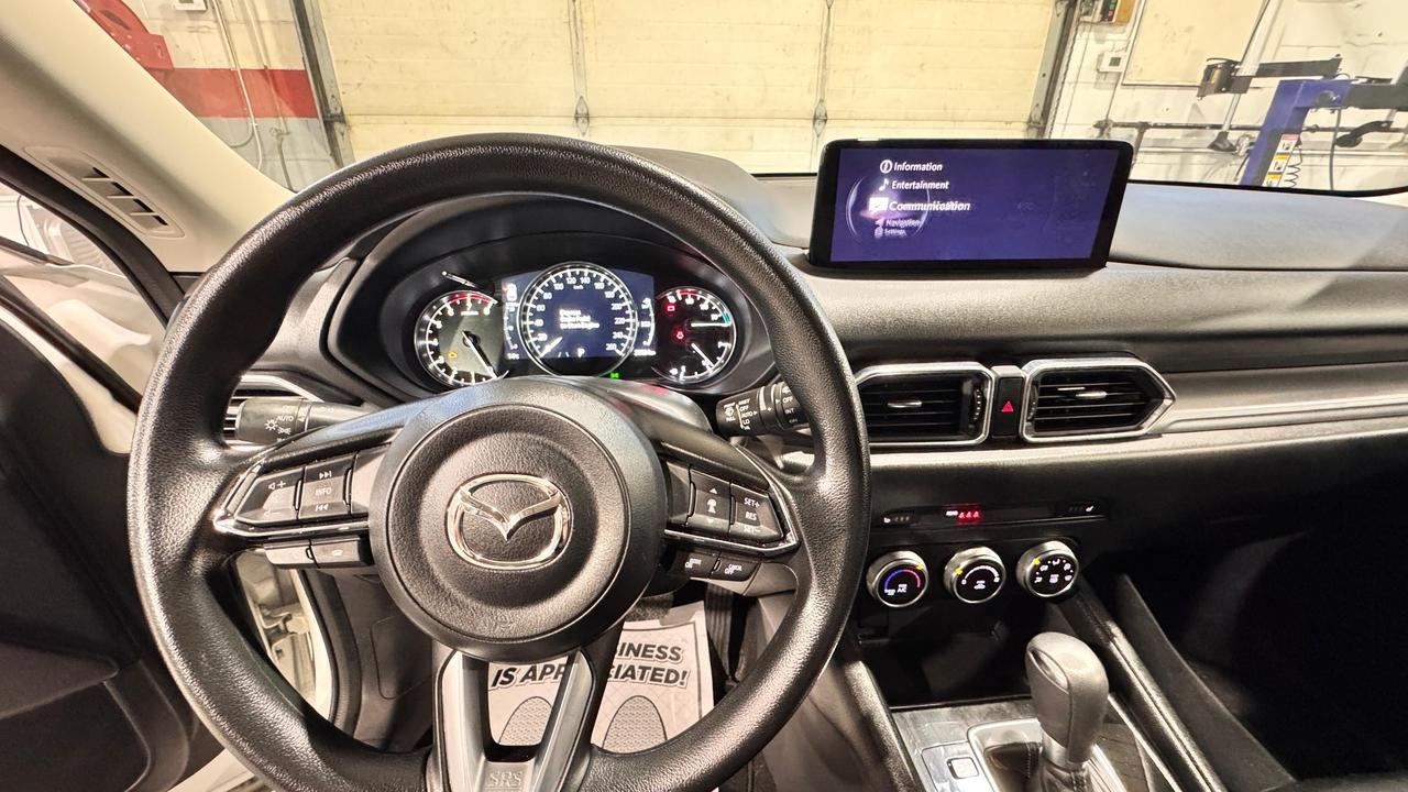 2024 Mazda CX-5 Select Photo3