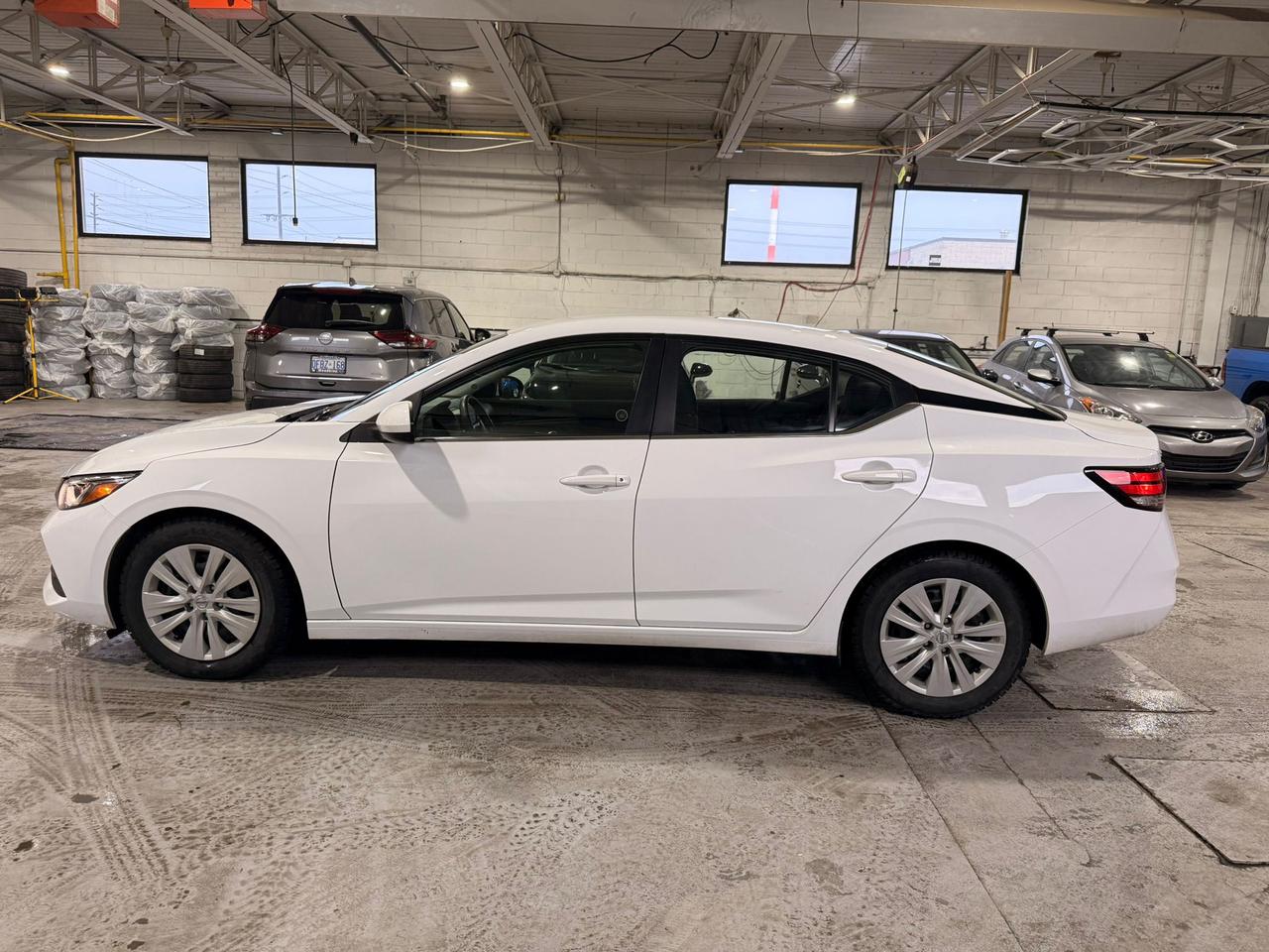 2023 Nissan Sentra S Photo