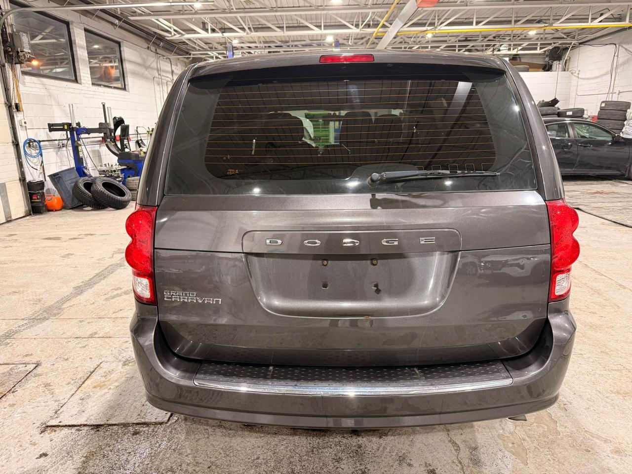 2015 Dodge Grand Caravan SE Photo
