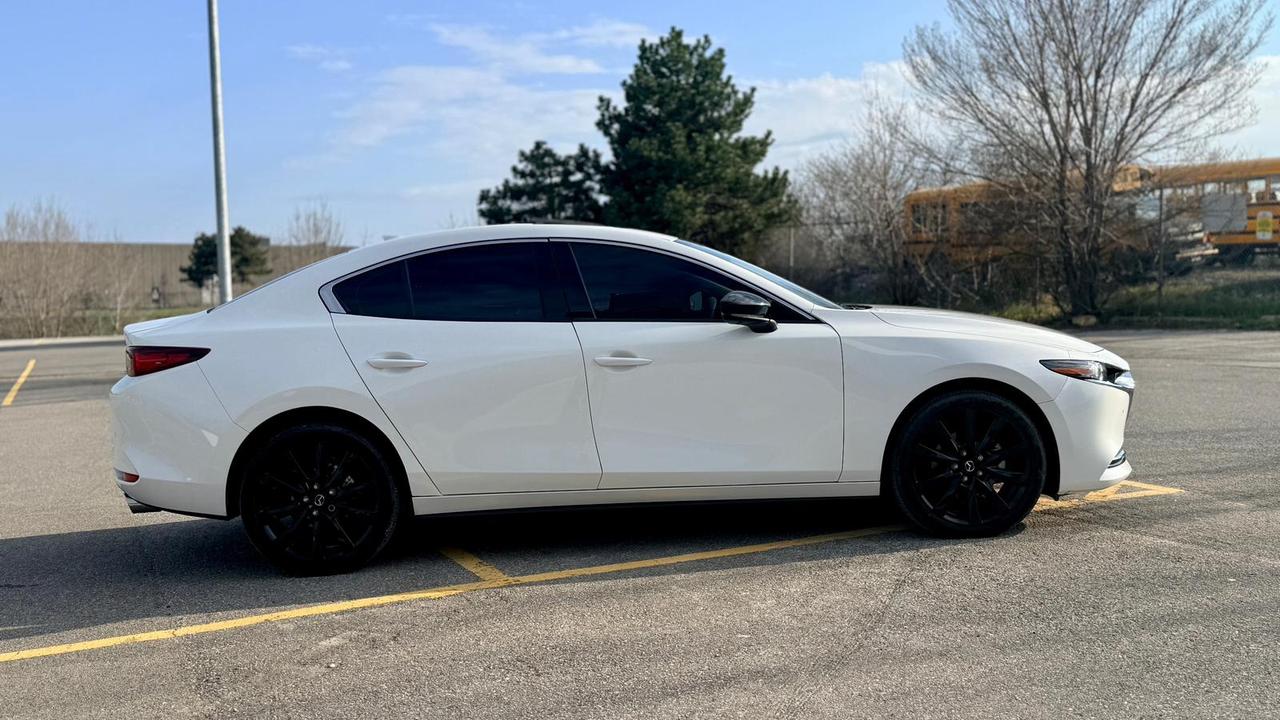 2024 Mazda MAZDA3 GT Photo