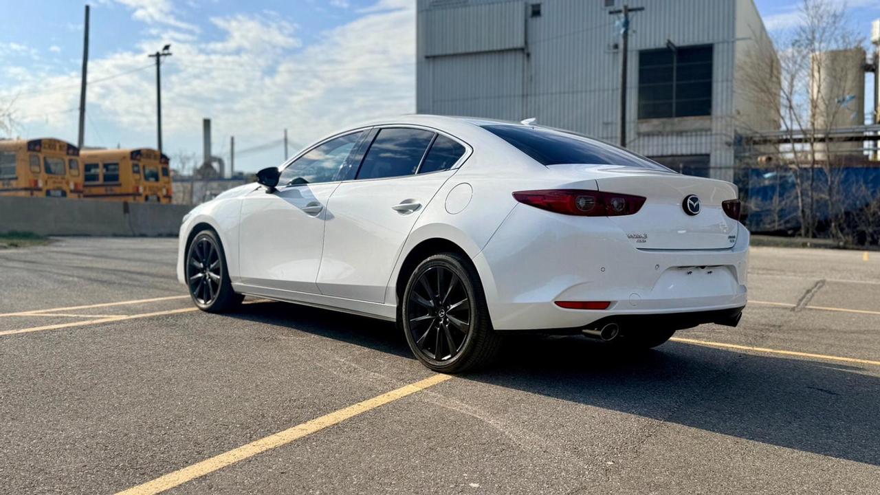 2024 Mazda MAZDA3 GT Photo