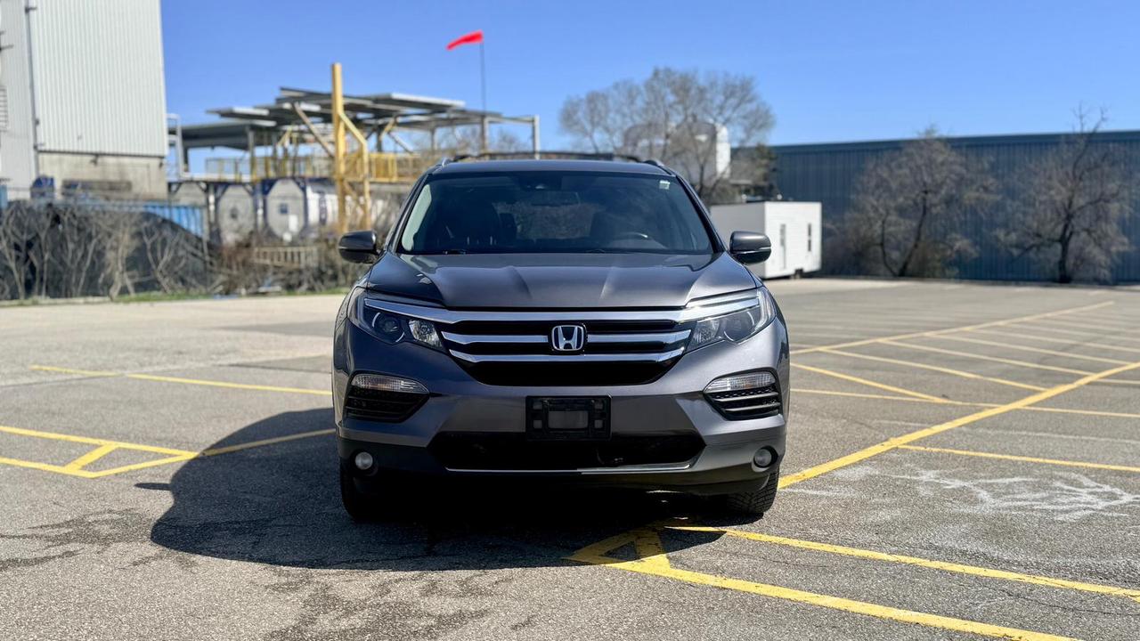 2017 Honda Pilot Touring Photo