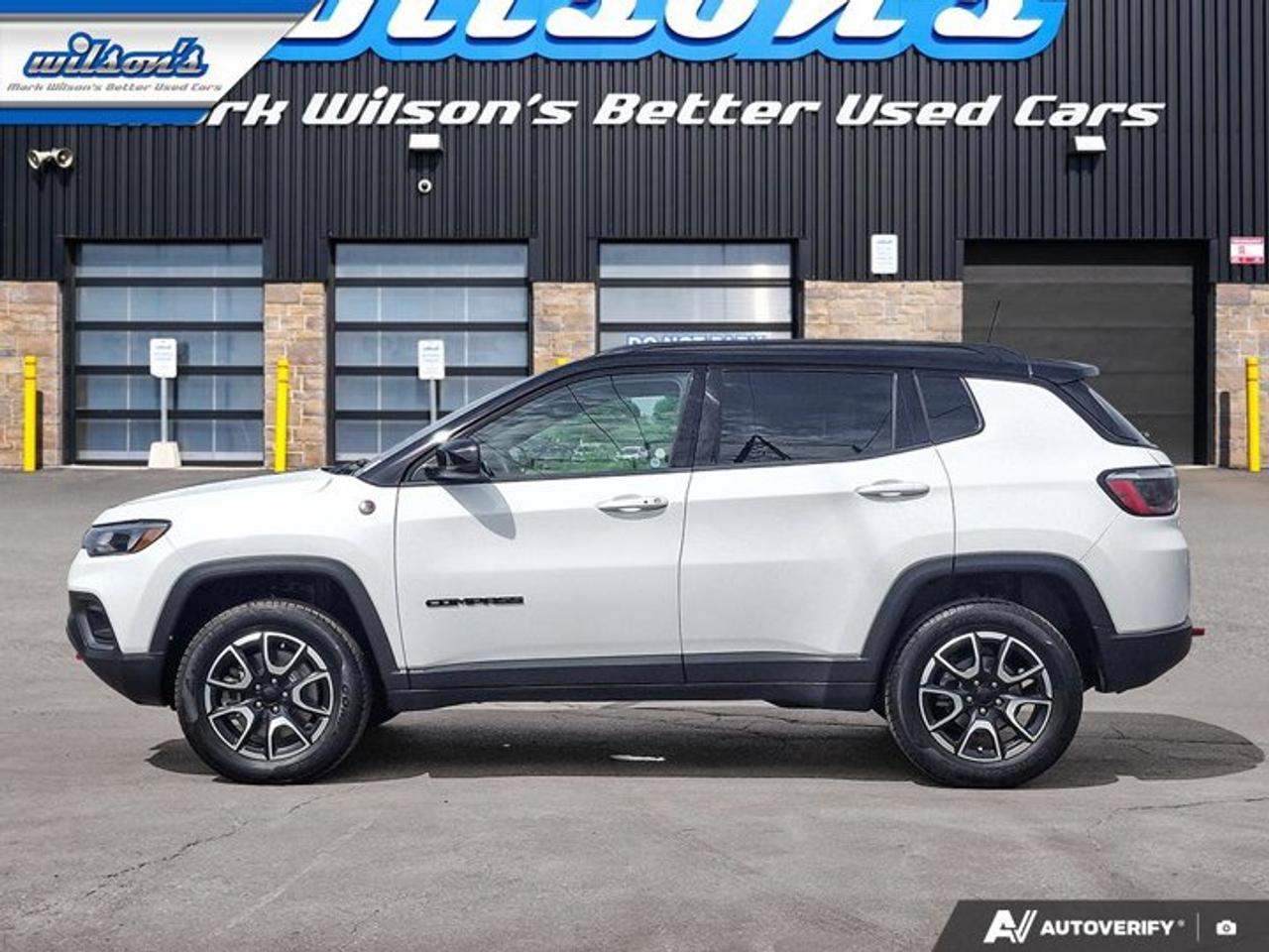 2024 Jeep Compass Trailhawk 4X4 | Sunroof | Leather | Nav | Remote Start | Heated Wheel + Seats | CarPlay | and More ! Photo