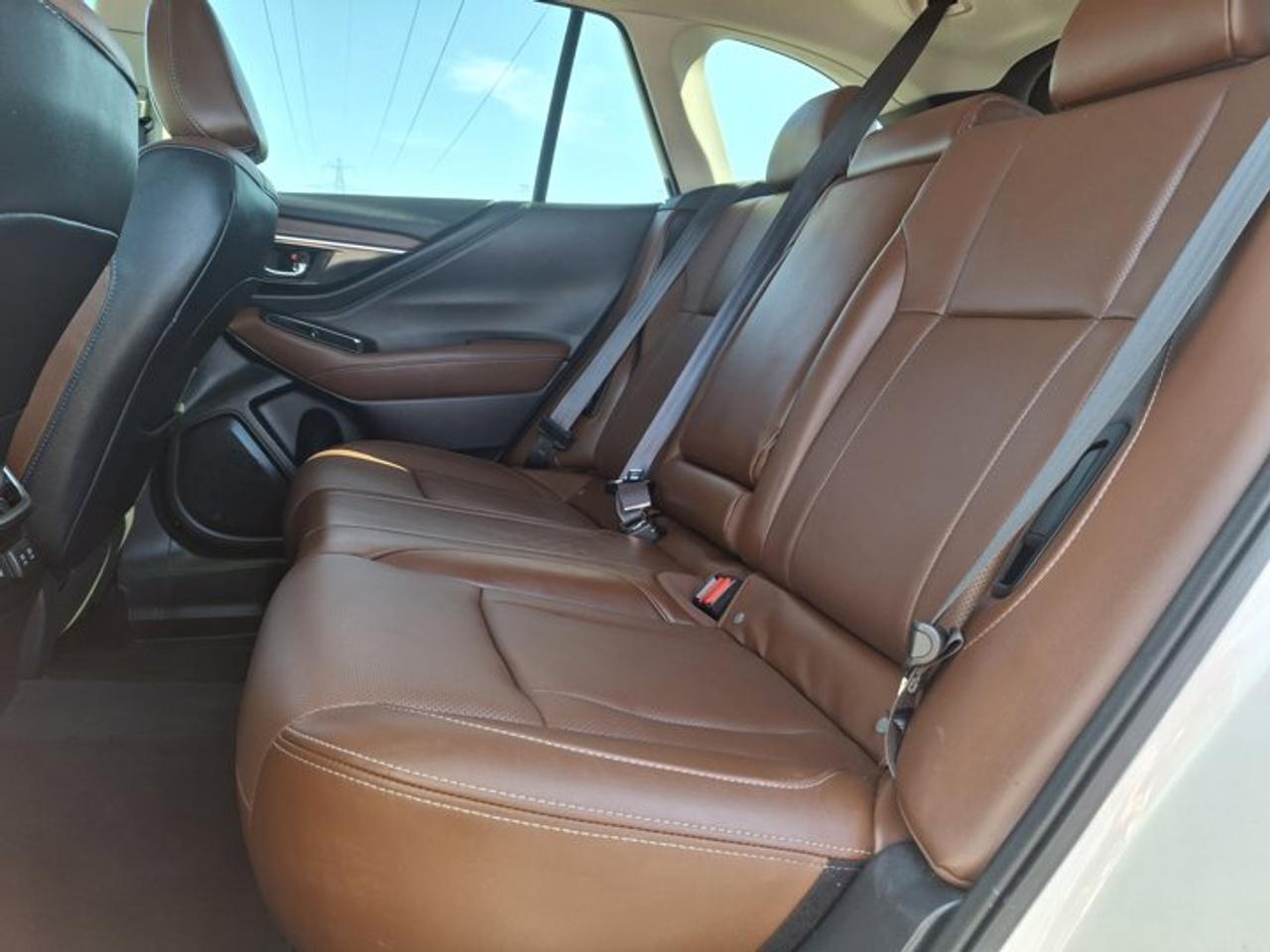 2022 Subaru Outback Premier AWD | Leather | Sunroof | Navi |Heated + Ventilated Seats | Heated Steering | and More ! Photo