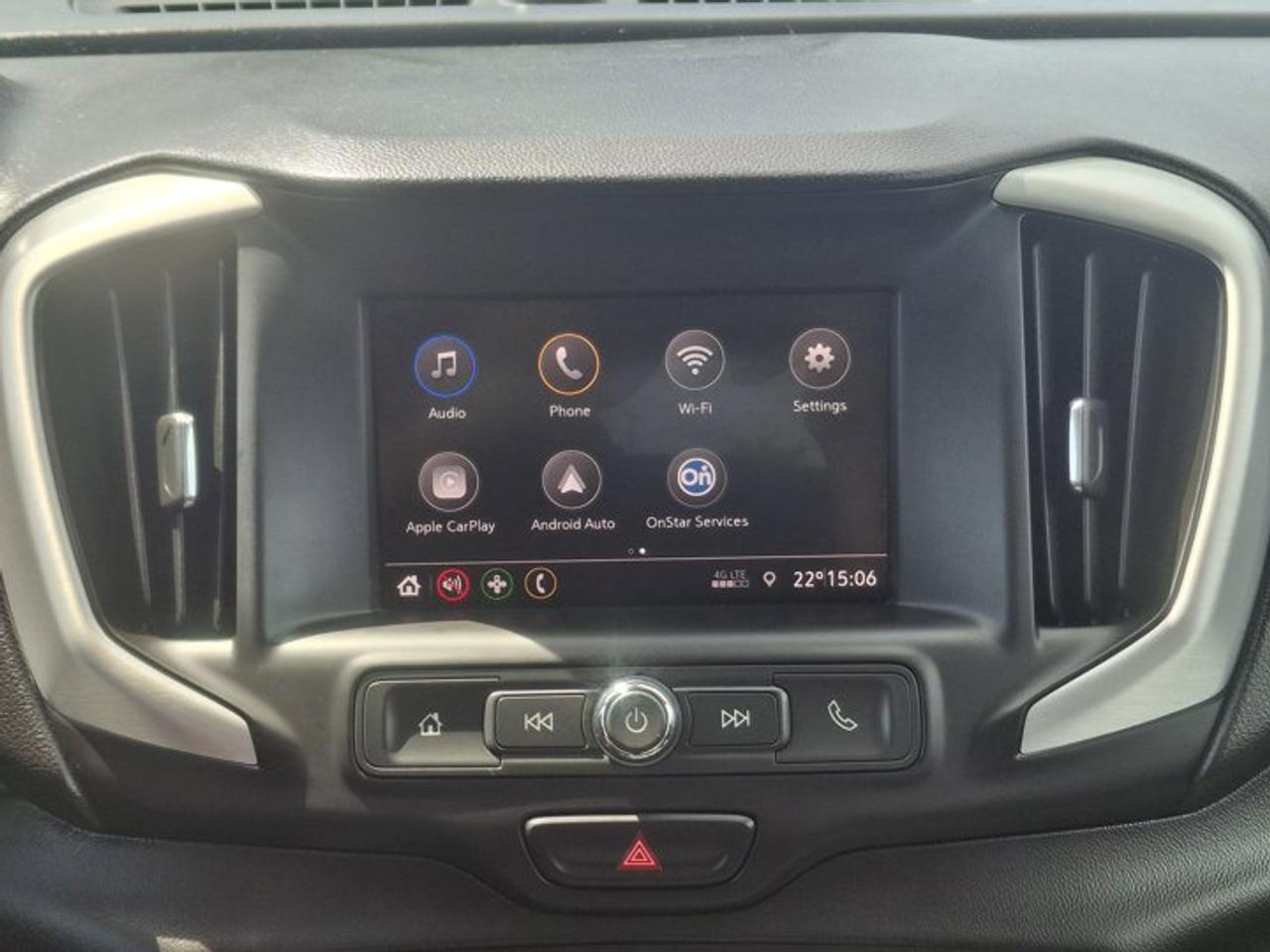 2021 GMC Terrain Heated Seats | Remote Start | CarPlay | Power Seat | Cruise | Rear Cam | and More ! Photo