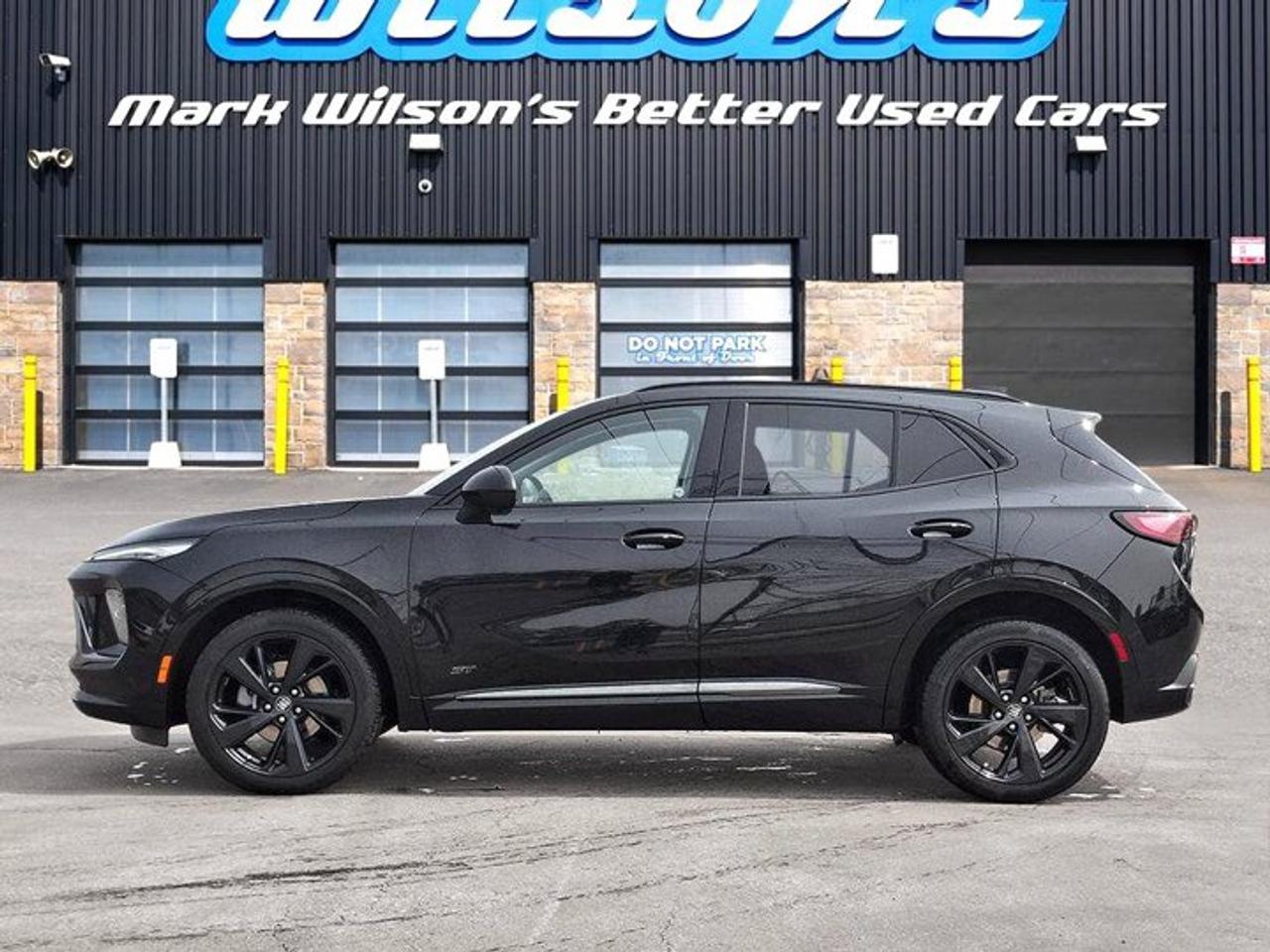 2025 Buick Envision Sport Touring | Pano Roof | Leather | Heated Seats + Steering | Remote Start | and More ! Photo