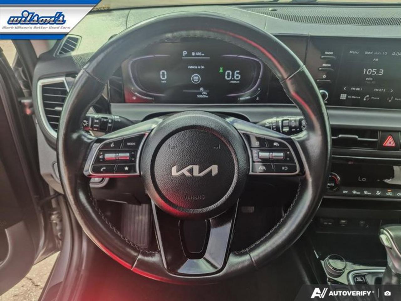 2025 Kia Seltos EX AWD | Leather | Sunroof | Heated Wheel + Seats | CarPlay + Android | Rear Camera | and More ! Photo