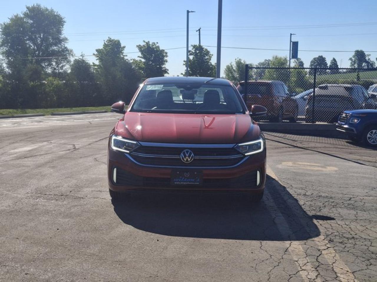2023 Volkswagen Jetta Highline | Leather | Sunroof | Nav | Beats Audio | Heated Seats | Power Seat | and More ! Photo