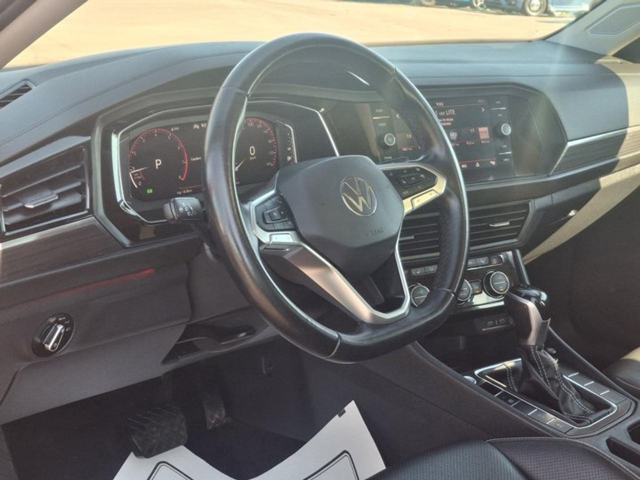 2023 Volkswagen Jetta Highline | Leather | Sunroof | Nav | Beats Audio | Heated Seats | Power Seat | and More ! Photo