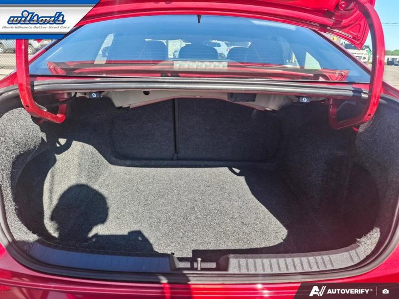 2023 Volkswagen Jetta Highline | Leather | Sunroof | Nav | Beats Audio | Heated Seats | Power Seat | and More ! Photo