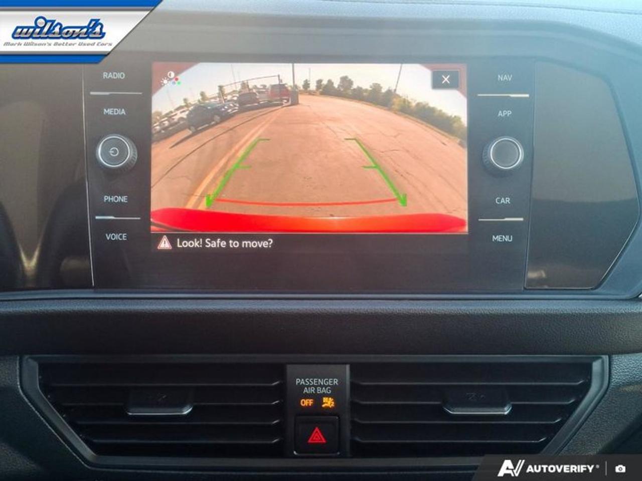 2023 Volkswagen Jetta Highline | Leather | Sunroof | Nav | Beats Audio | Heated Seats | Power Seat | and More ! Photo
