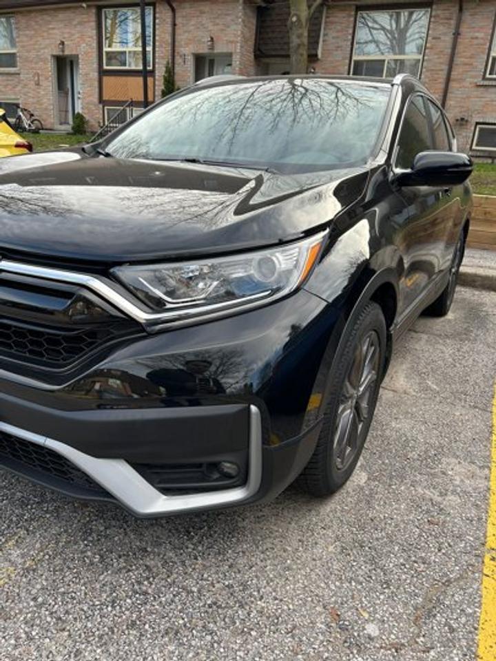 Look at this certified 2022 Honda CR-V Sport AWD | Sunroof | Heated Wheel + Seats | Adaptive Cruise | CarPlay + Android | Rear Cam & More !. Its Automatic transmission and 1.5 L engine will keep you going. This Honda CR-V has the following options: Sunroof, Reverse Camera, Heated Steering Wheel, Air Conditioning, Adaptive Cruise, Heated Seats, Tilt Steering Wheel, Steering Radio Controls, Power Windows, and Power Locks. See it for yourself at Mark Wilsons Better Used Cars, 5055 Whitelaw Road, Guelph, ON N1H 6J4.MASSIVE SELECTION: 500+ vehicles in ONE LOCATION, all Live Market Priced for the best value!STRAIGHTFORWARD & TRANSPARENT PRICING: Our Advertised Price INCLUDES:Safety Certification! (No separate certification fee upcharge).FREE Carfax History Report!NO upcharge for paying cash!CONFIDENCE & PEACE OF MIND: 30-Day/3,000 km Warranty INCLUDED! Plus a 5-Day Exchange Privilege!*EASY FINANCING: Better-than-bank rates, $0 Down, and 3 Months No Payments available OAC. BAD CREDIT APPROVED HERE!WE BUY CARS: Get Top Dollar for your trade, or sell us your vehicle for CASH even if you dont buy ours!www.shopwilsons.comAn Honest, Transparent Buying Experience. Trusted in business since 1961!(Cash Prices Exclude HST and Licensing Fees only.)