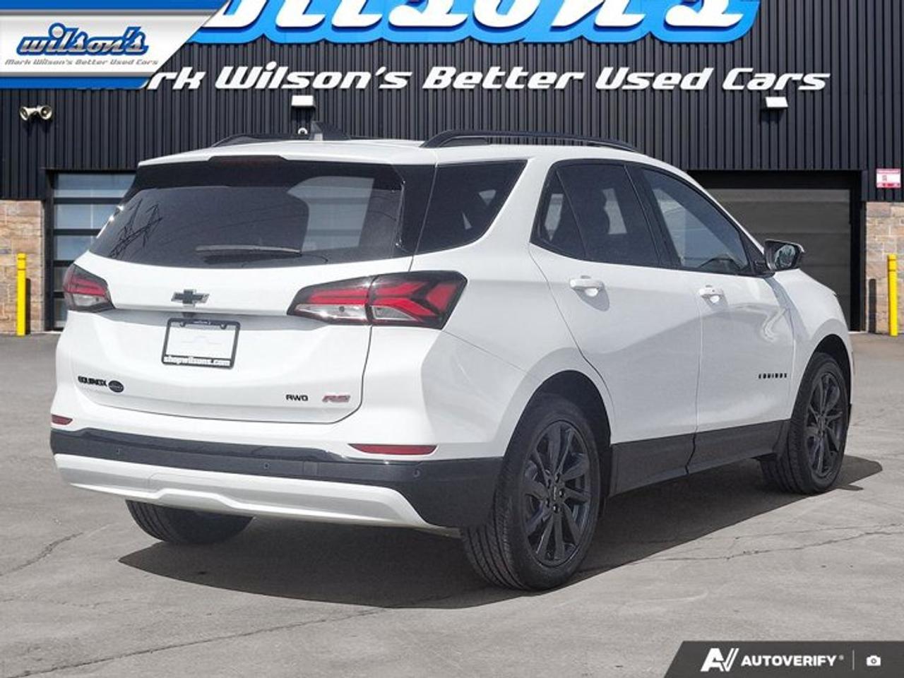 2024 Chevrolet Equinox RS AWD | Pano Roof | Heated Seats | Power Liftgate | Remote Start | CarPlay | Keyless Entry & More ! Photo