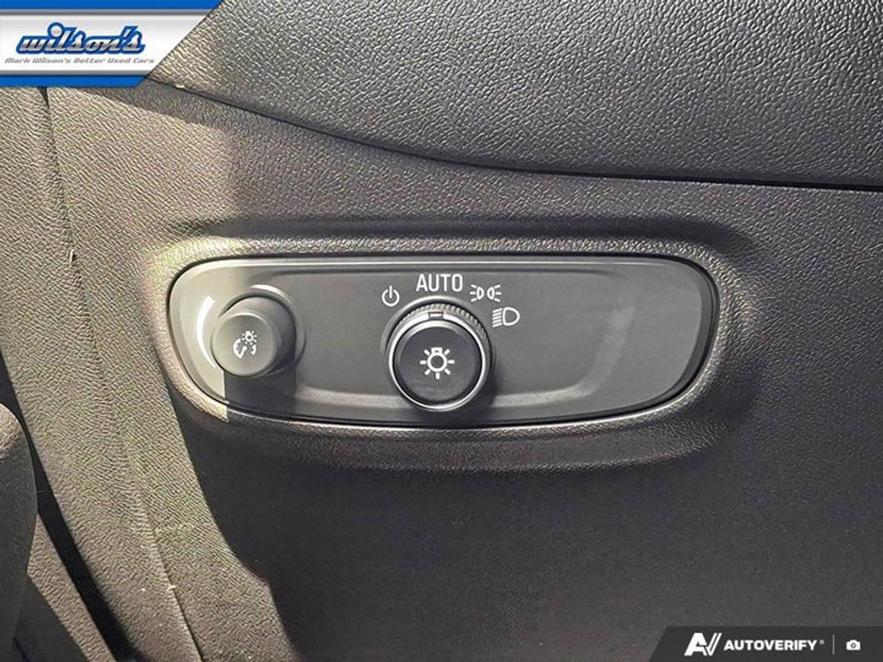 2024 Chevrolet Equinox RS AWD | Pano Roof | Heated Seats | Power Liftgate | Remote Start | CarPlay | Keyless Entry & More ! Photo