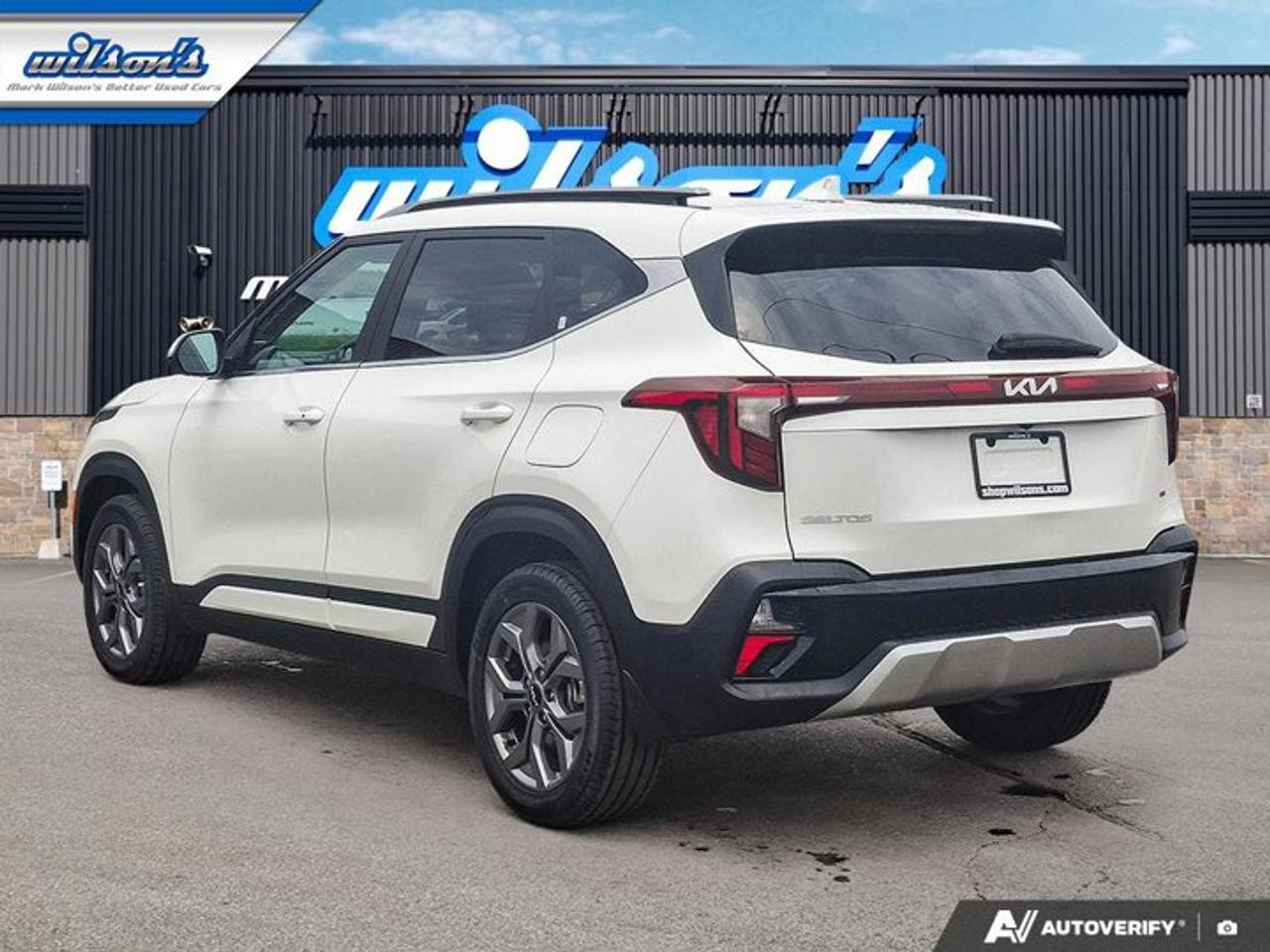 2025 Kia Seltos EX AWD | Leather | Sunroof | Heated Wheel + Seats | CarPlay + Android | Rear Camera | and More ! Photo
