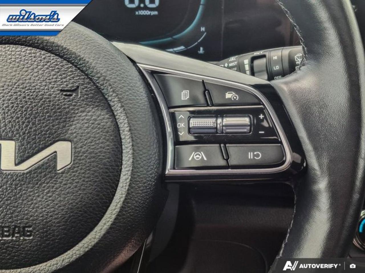 2025 Kia Seltos EX AWD | Leather | Sunroof | Heated Wheel + Seats | CarPlay + Android | Rear Camera | and More ! Photo