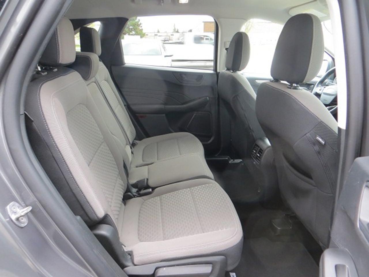 2022 Ford Escape CERTIFIED, 4WD, REAR CAMERA, NAVI, HEATED PWR SEAT Photo