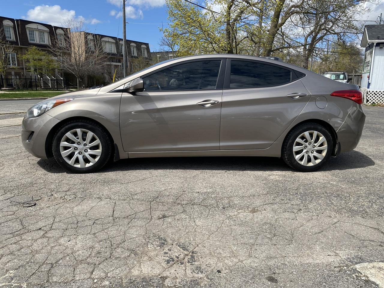 2013 Hyundai Elantra GL/Automatic/Gas Saver/Remote Start/Bluetooth Photo1