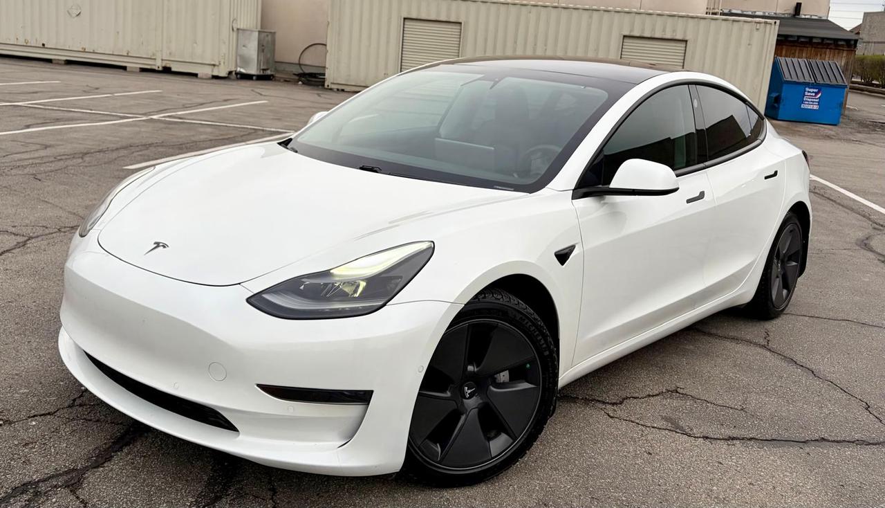 2021 Tesla Model 3 STANDARD RANGE PLUS Photo