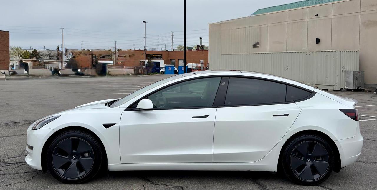 2021 Tesla Model 3 STANDARD RANGE PLUS Photo