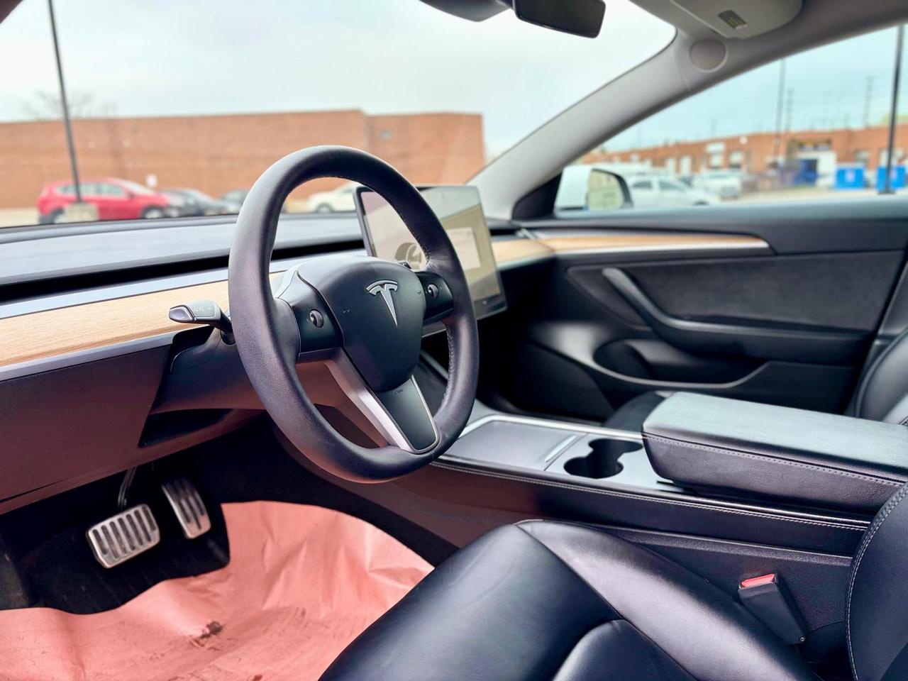 2021 Tesla Model 3 STANDARD RANGE PLUS - Photo #7