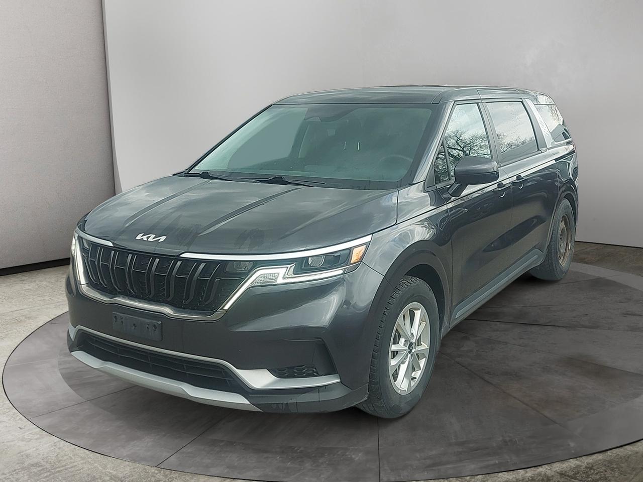 2023 Kia Carnival LX
