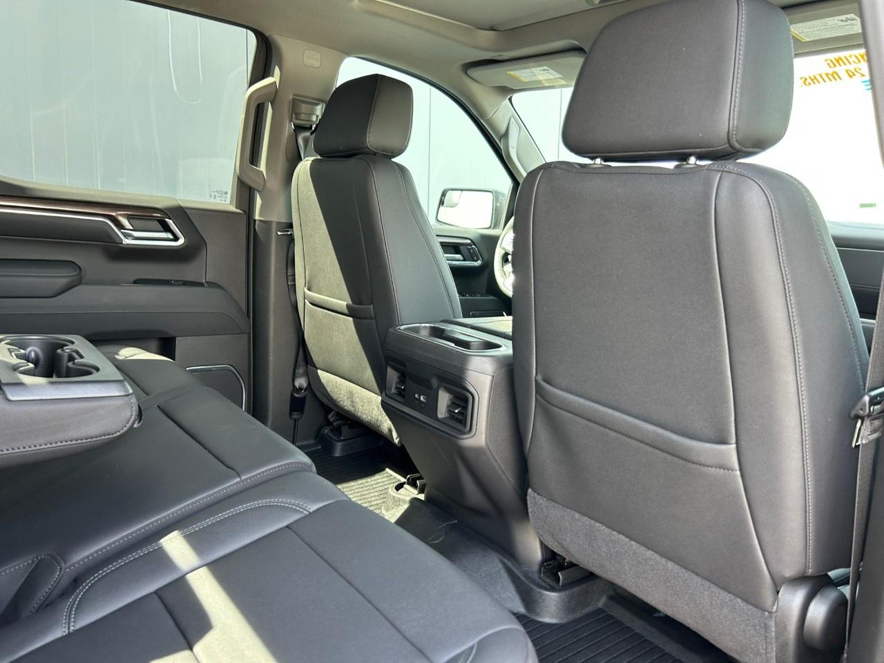 2025 Chevrolet Silverado 1500 Crew Cab Short Box 4-Wheel Drive LT Trail Boss Photo