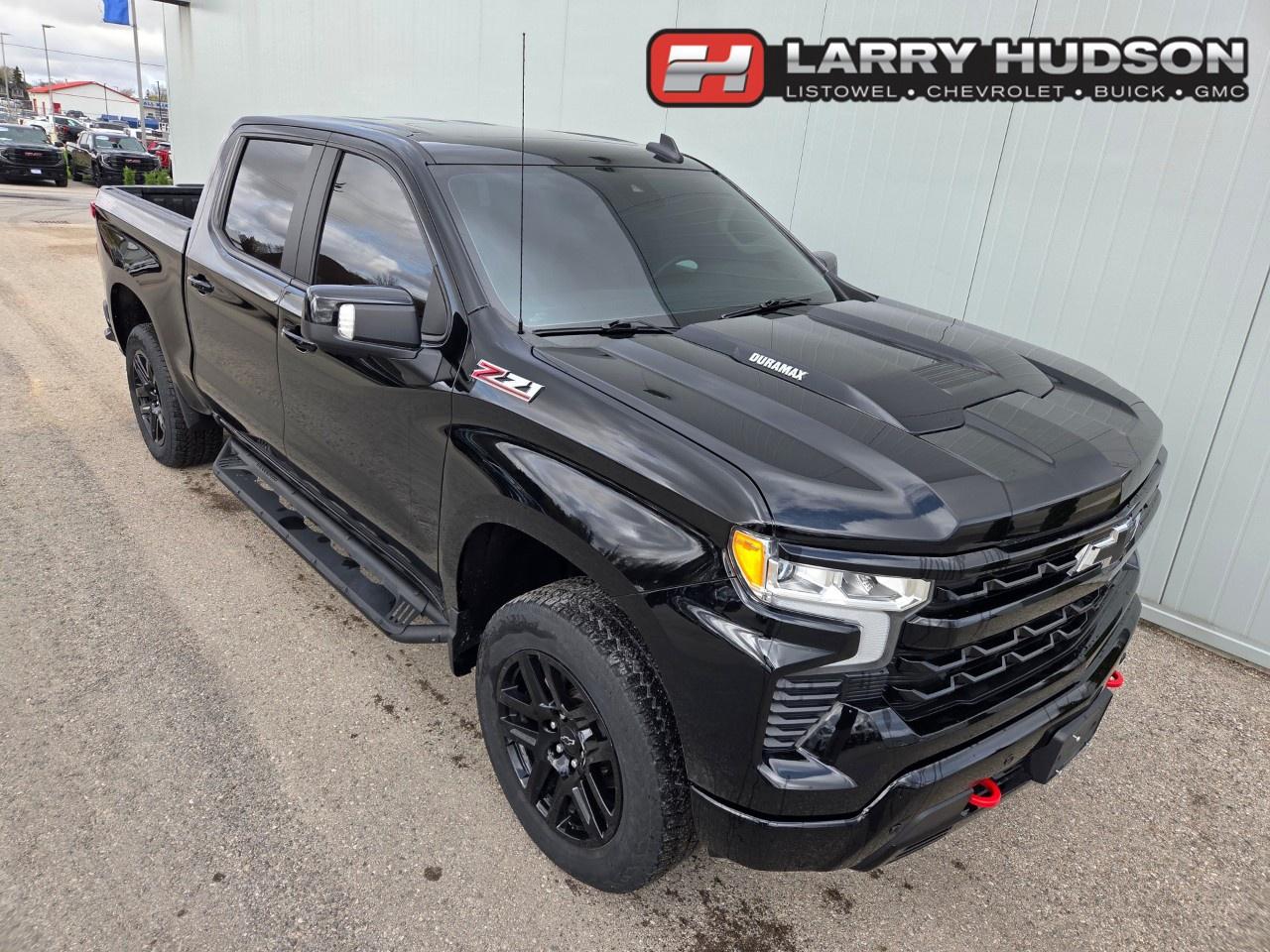 Used 2024 Chevrolet Silverado 1500 Crew Cab Short Box 4-Wheel Drive LT Trail Boss for sale in Listowel, ON